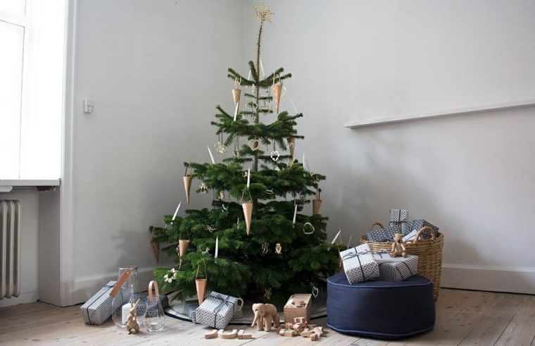 arbres de Noël artificiels-simples
