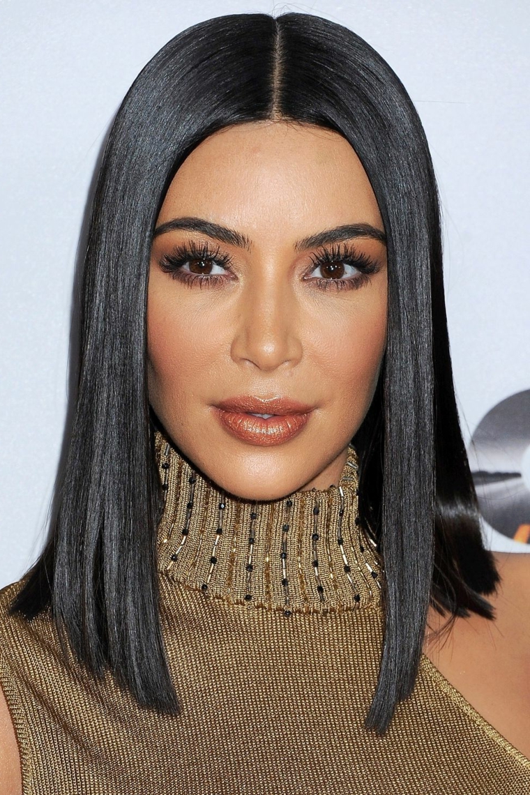 Kim-Kardashian style-cheveux-style-mode