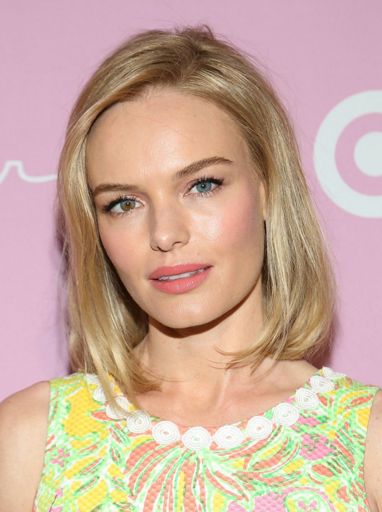 Kate-Bosworth-cheveux-blonde-coupe-bob-style moderne