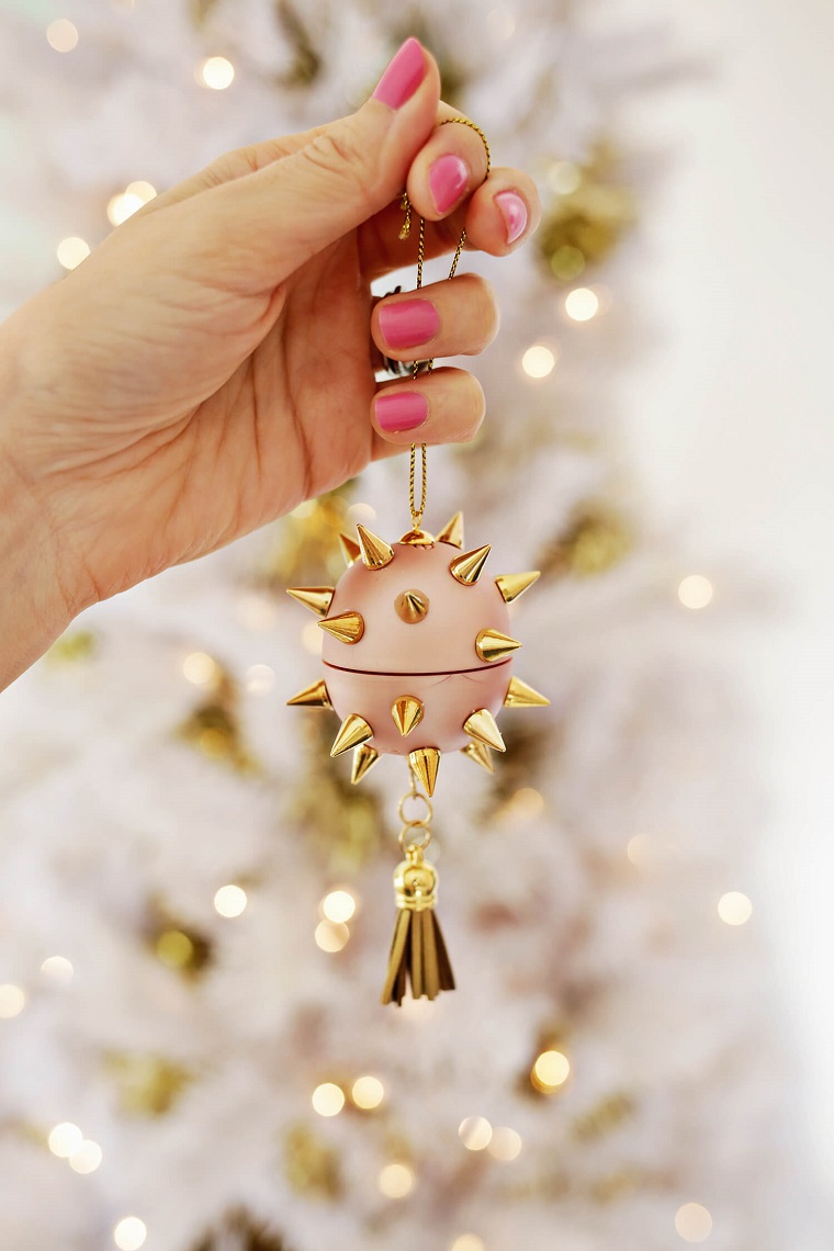 comment décorer un arbre de Noël ornements-maquillage-options