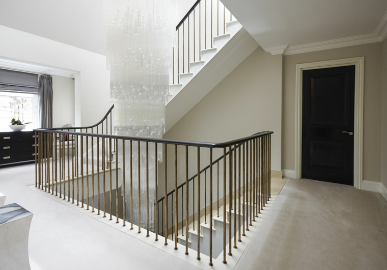 design-interieur-escalier-candelabra-frappant