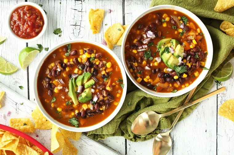 nourriture-végétarien-mexicain-recettes-soupe-riche