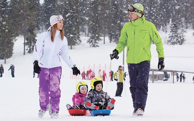 skier avec les enfants-idées-vacances-hiver-famille
