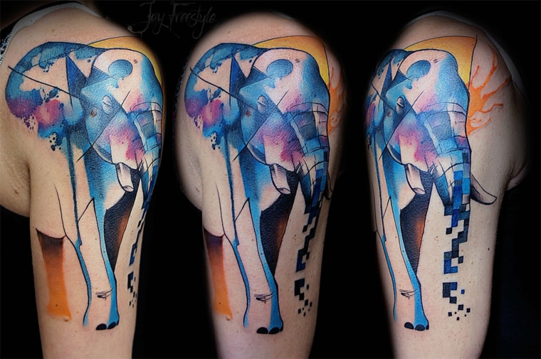 tatouage-épaule-éléphant-bleu-design