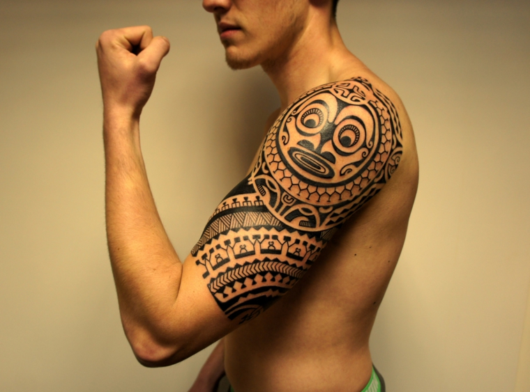 tatouages-pour-lépaule-homme-style-celtique